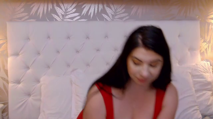 hailee-diaz