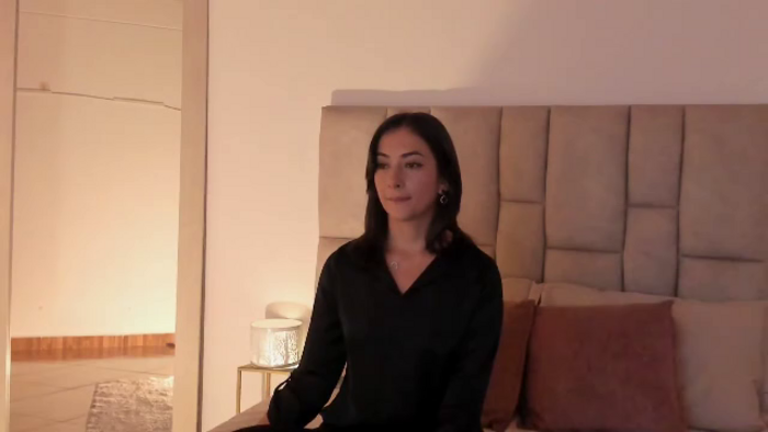 isabella-sandoval
