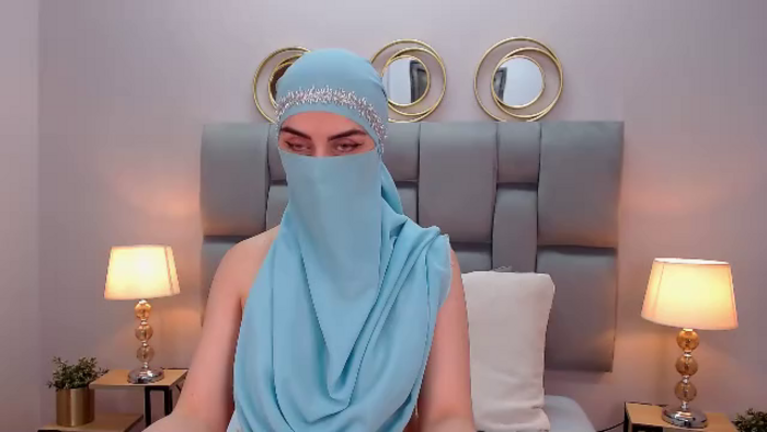 aliah-manzur