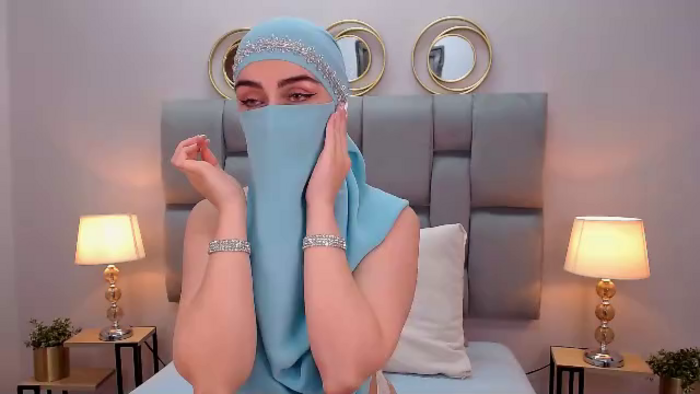 aliah-manzur