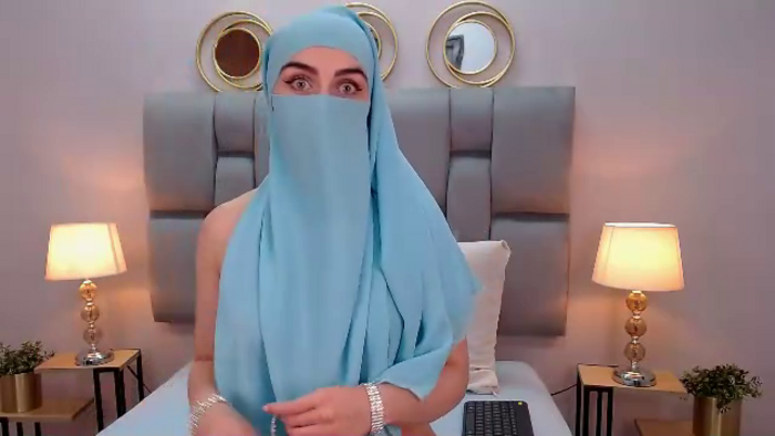 aliah-manzur
