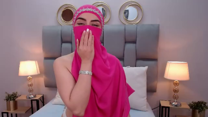 aliah-manzur