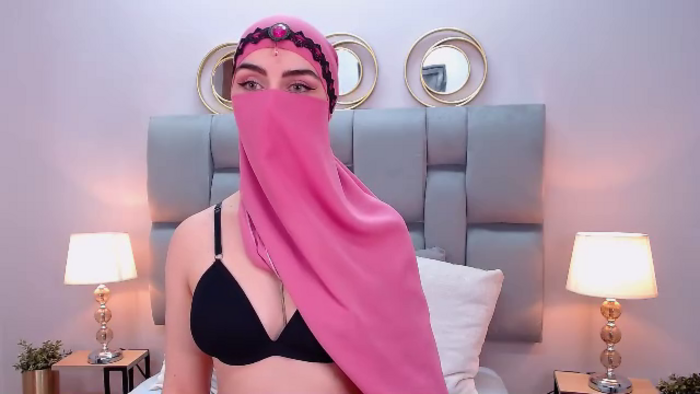 aliah-manzur