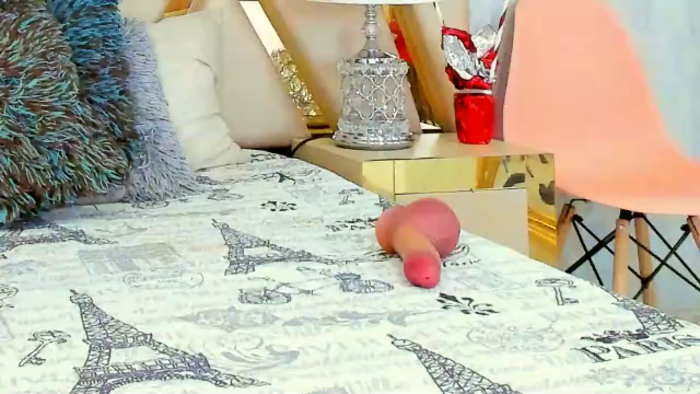 tiara-rosse