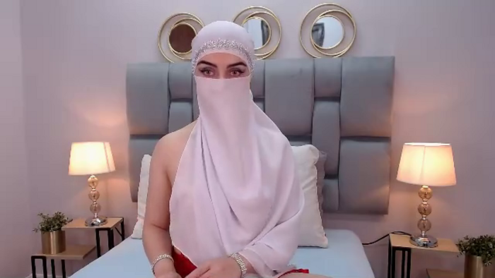 aliah-manzur
