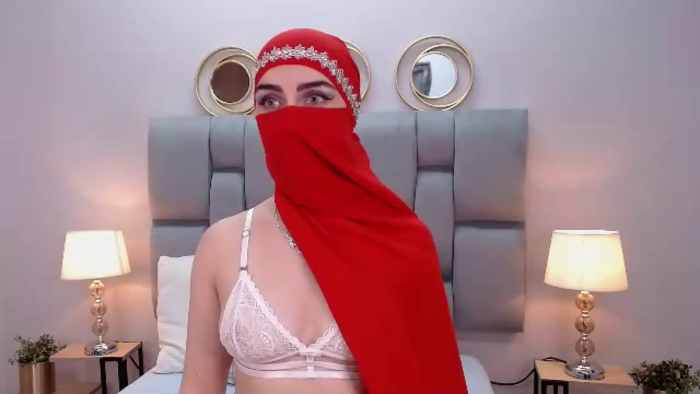 aliah-manzur