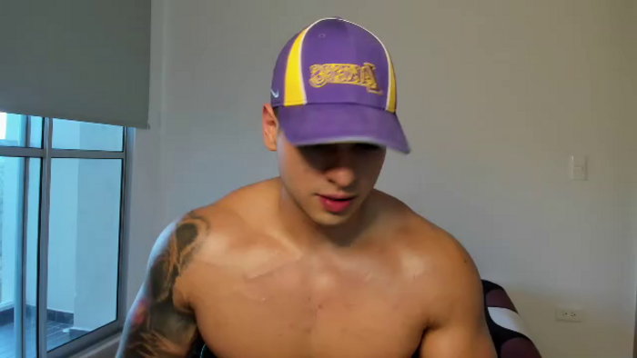 nicolas-dwayne