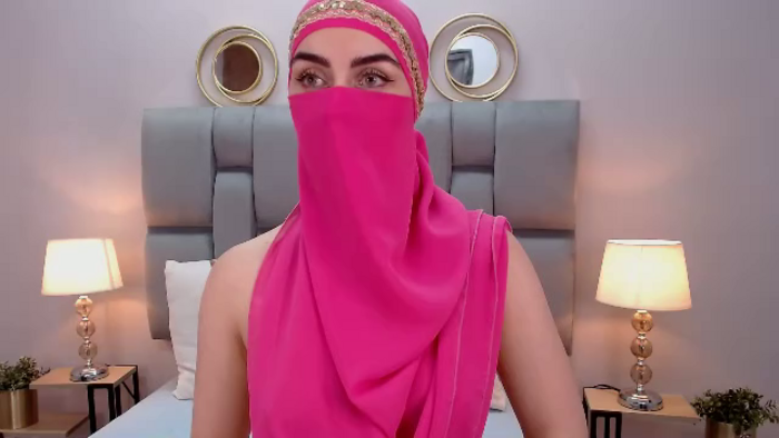 aliah-manzur