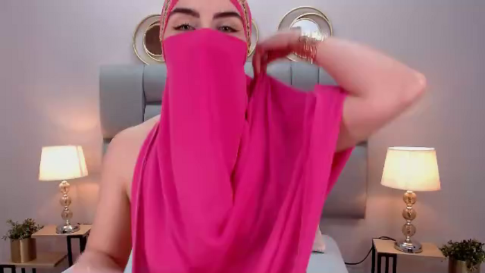 aliah-manzur