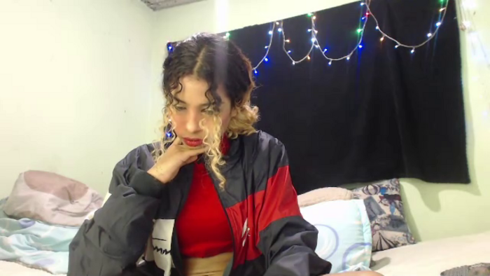 petite-ariana