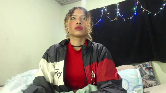 petite-ariana