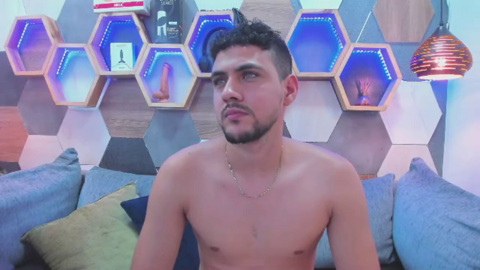 paul-riveraa