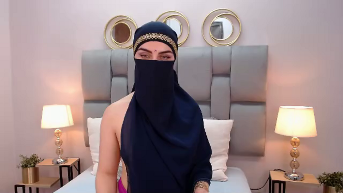aliah-manzur