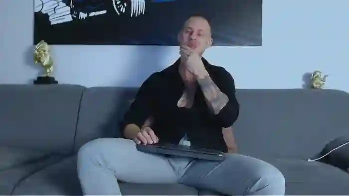 2024/07/07/flirt4free-calvin-hunt-17-34-25