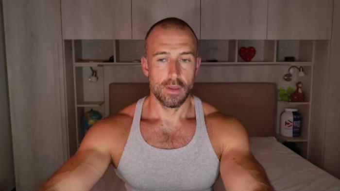 robert-smiley