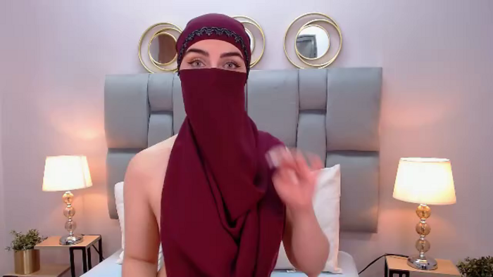 aliah-manzur