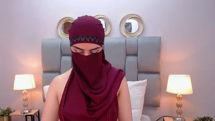aliah-manzur