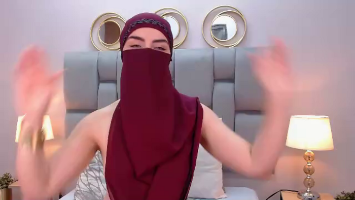 aliah-manzur
