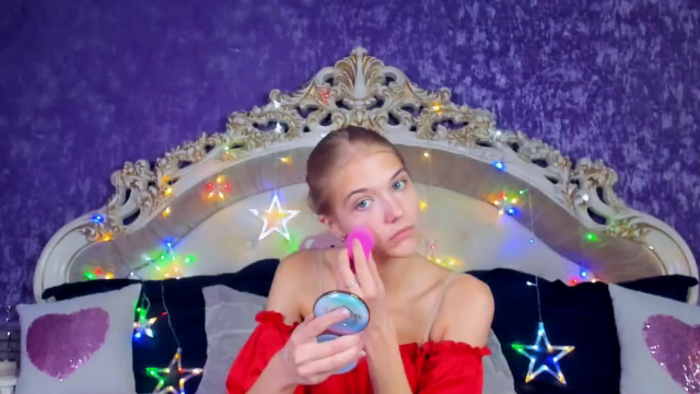 chloe-lins
