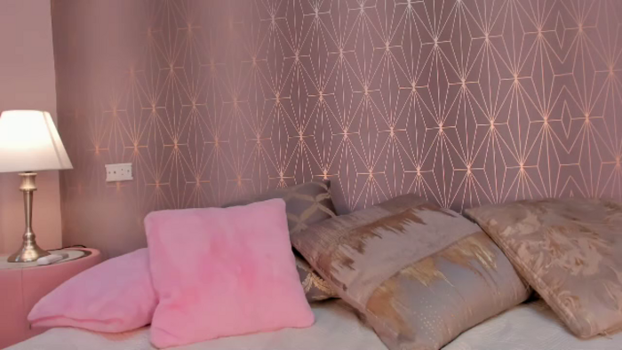 chloe-bonnet