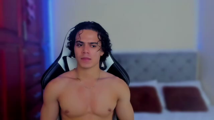 travis-lewis