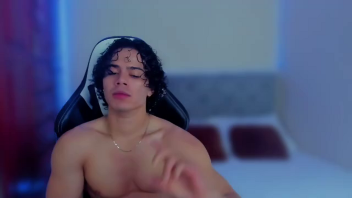 travis-lewis