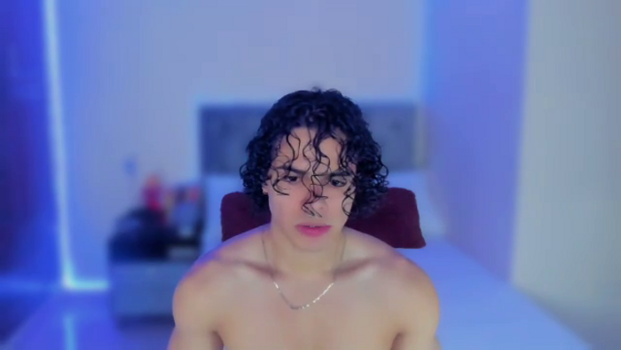 travis-lewis