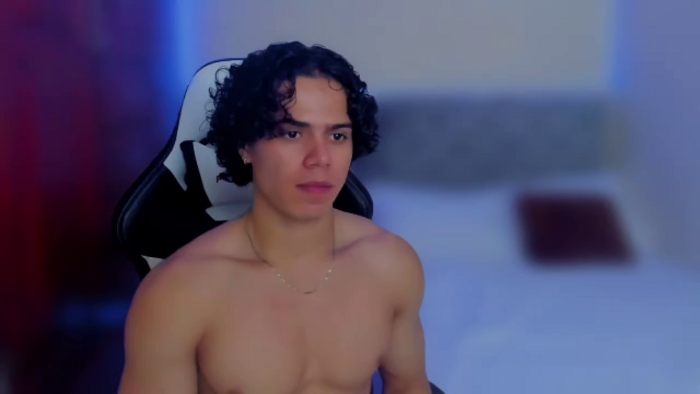travis-lewis