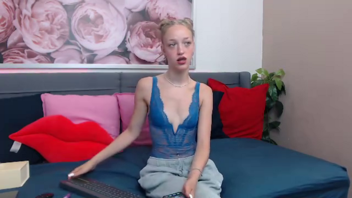 nadya-blue