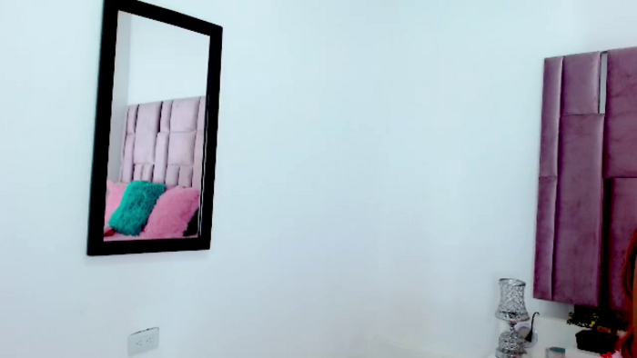 nahomy-jones