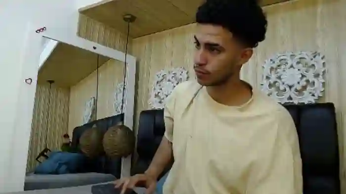 2024/07/22/flirt4free-zack-diimitri-16-51-31