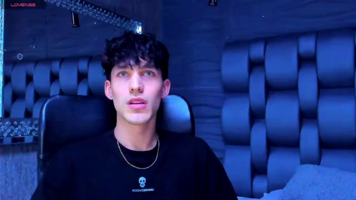 noah-brigth