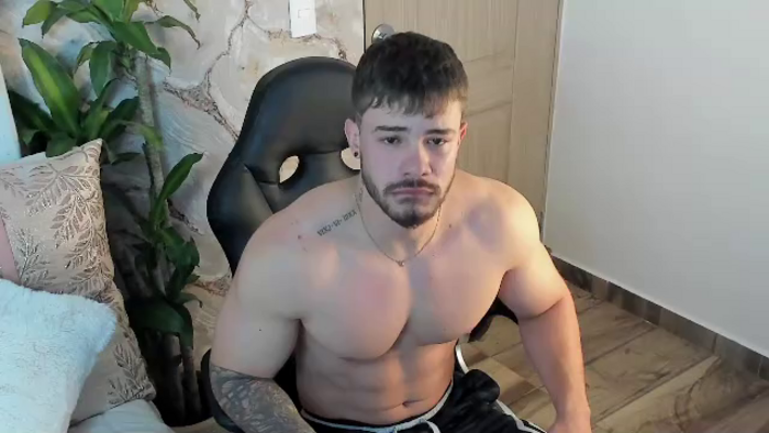 valenthino-king