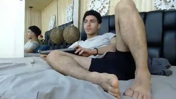 2024/07/25/flirt4free-zack-diimitri-14-25-33