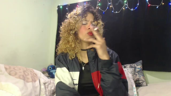 petite-ariana
