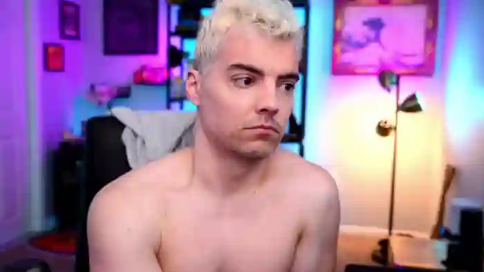 2024/07/30/flirt4free-max-hughes-02-23-38