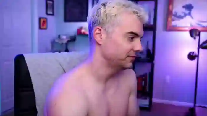 2024/07/30/flirt4free-max-hughes-05-26-40