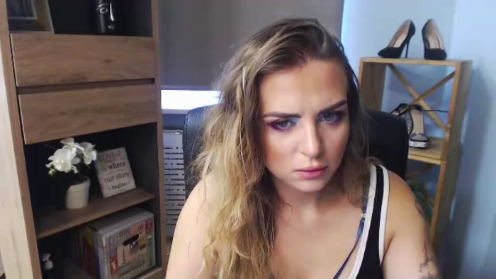 zoey-starx