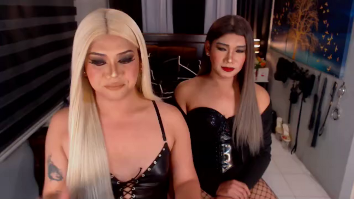 ruth-and-carlaa