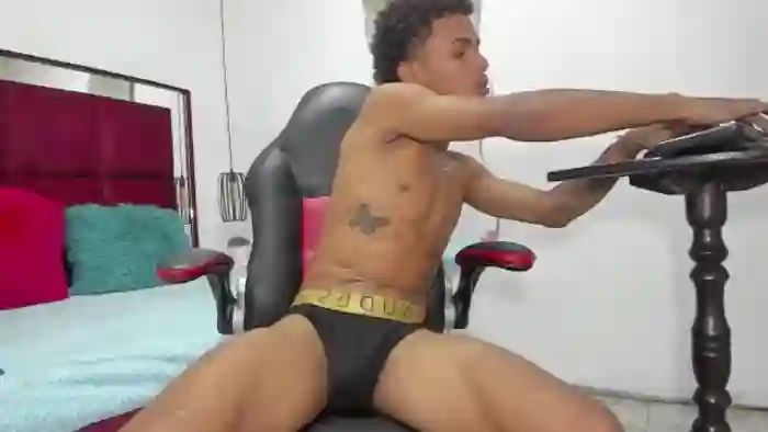 2024/08/02/flirt4free-nicholass-sullivan-18-49-30