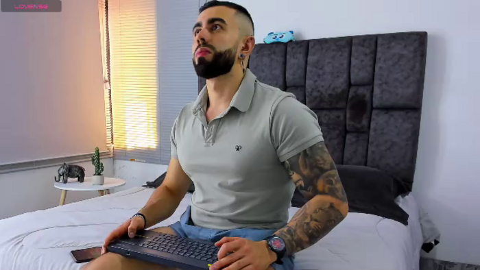 zack-froone