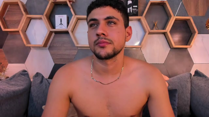 paul-riveraa