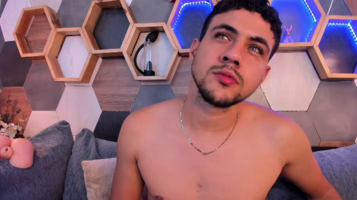 paul-riveraa