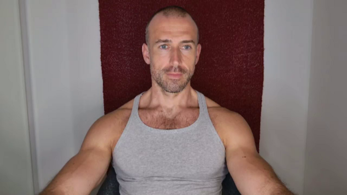 robert-smiley