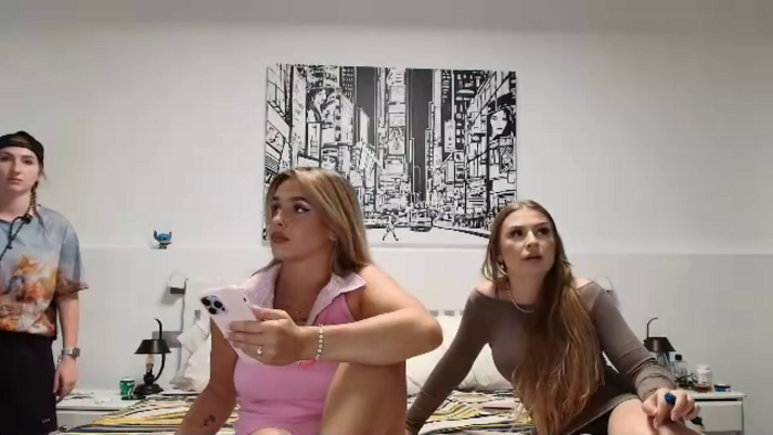 the-live-house-girls
