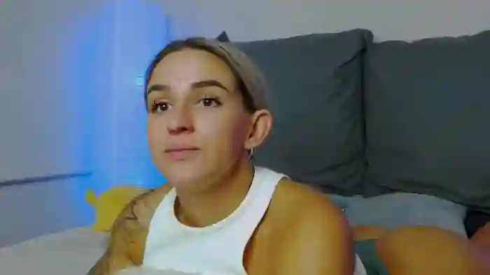 2024/08/08/flirt4free-kira-mae-13-04-04