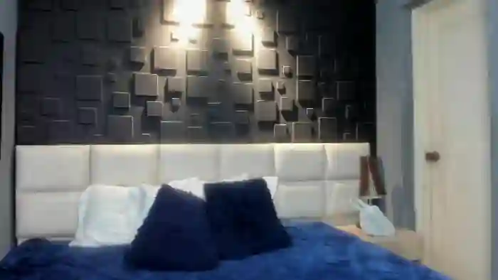 2024/08/08/flirt4free-logan-varela-21-12-25