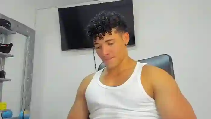 2024/08/08/flirt4free-nick-cartier-22-53-09