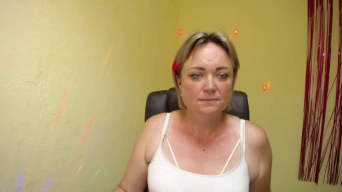sneaky-kate