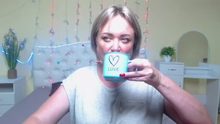 sneaky-kate